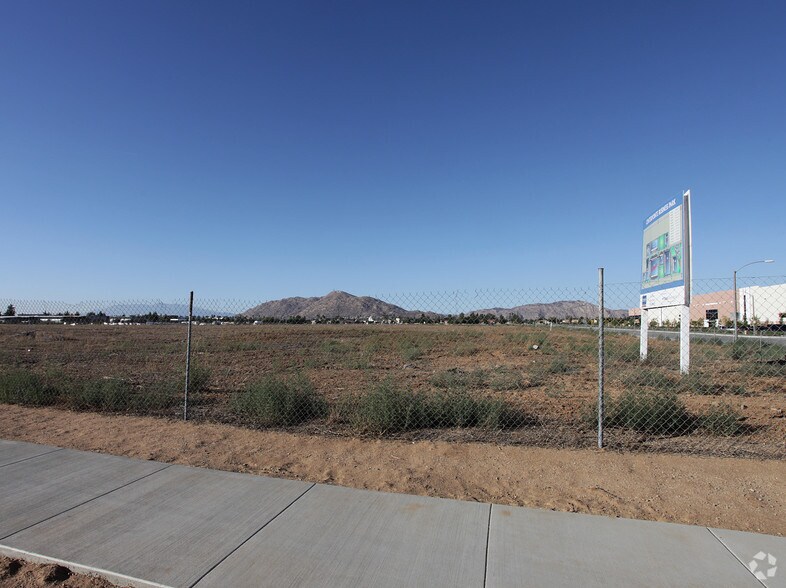 23860 Cactus Ave, Moreno Valley, CA for sale - Primary Photo - Image 1 of 1