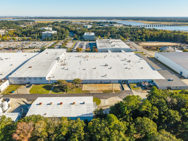 4500 Leeds Ave, North Charleston, SC for lease - Building Photo - Image 3 of 9