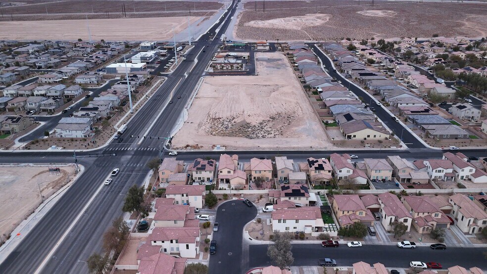 6310 N Lamb Blvd, Las Vegas, NV à louer - Vidéo sur l’inscription commerciale - Image 2 de 8
