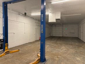 2390 S Kalamath St, Denver, CO for lease Interior Photo- Image 2 of 8