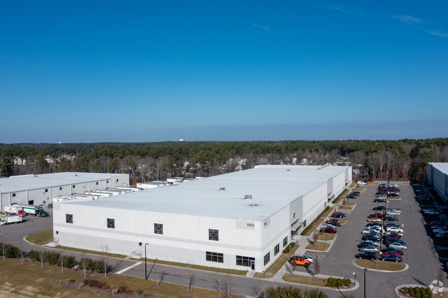 1953 T W Alexander Dr, Durham, NC for lease - Building Photo - Image 2 of 5
