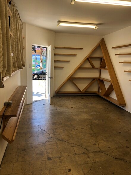 3351 Fletcher Dr, Los Angeles, CA for lease - Interior Photo - Image 2 of 5