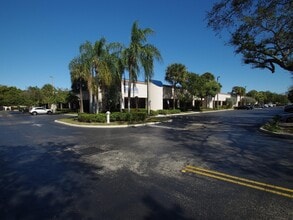 1525 NW 3rd St, Deerfield Beach, FL for lease Building Photo- Image 1 of 19