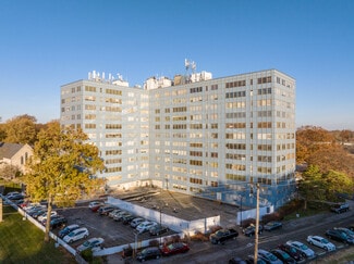 Plus de détails pour 333 W Meyer Blvd, Kansas City, MO - Multi-résidentiel à vendre
