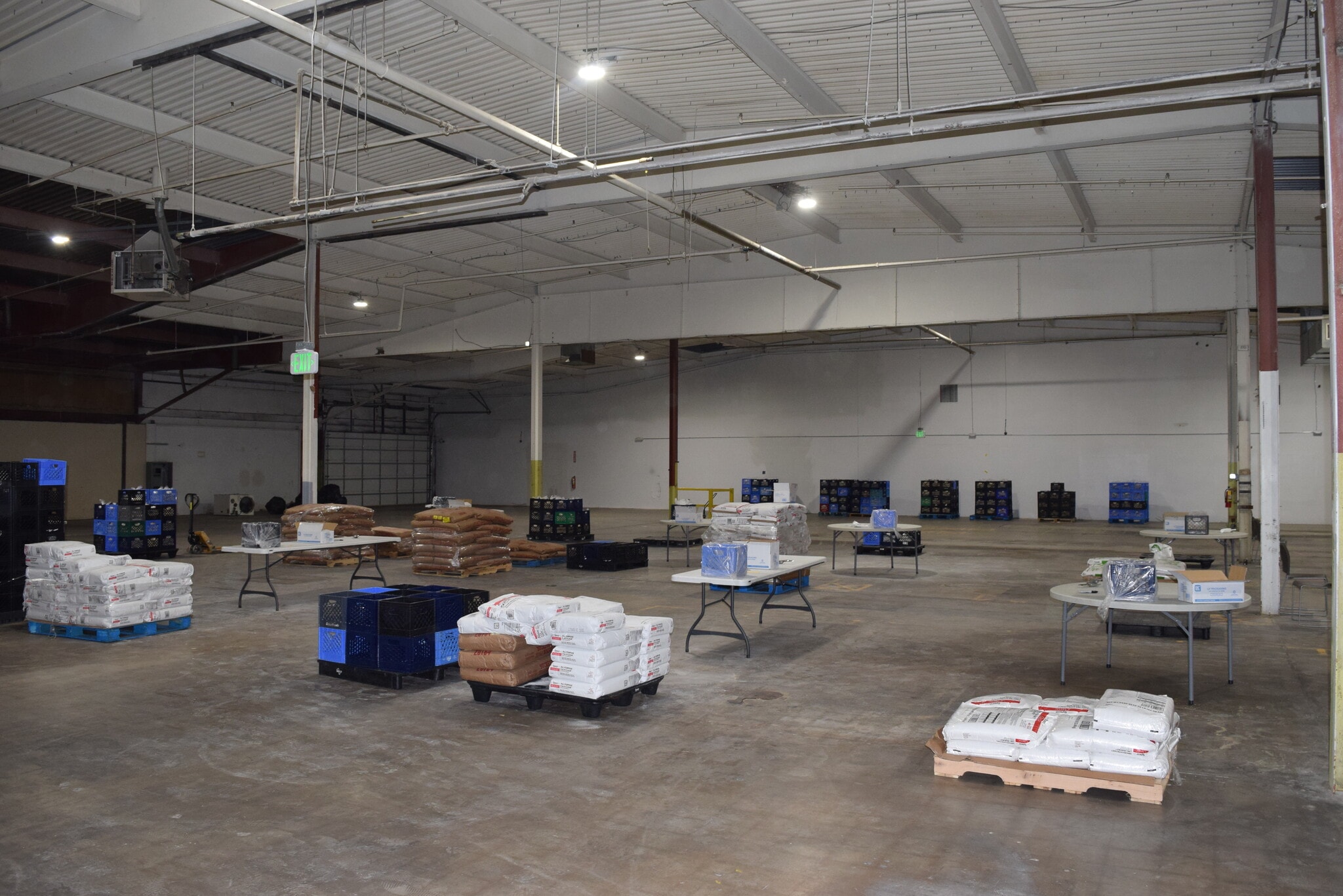 5200 E Smith Rd, Denver, CO for lease Interior Photo- Image 1 of 2