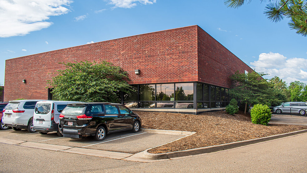 450 Courtney Way, Lafayette, CO à louer - Photo du bâtiment - Image 1 de 6