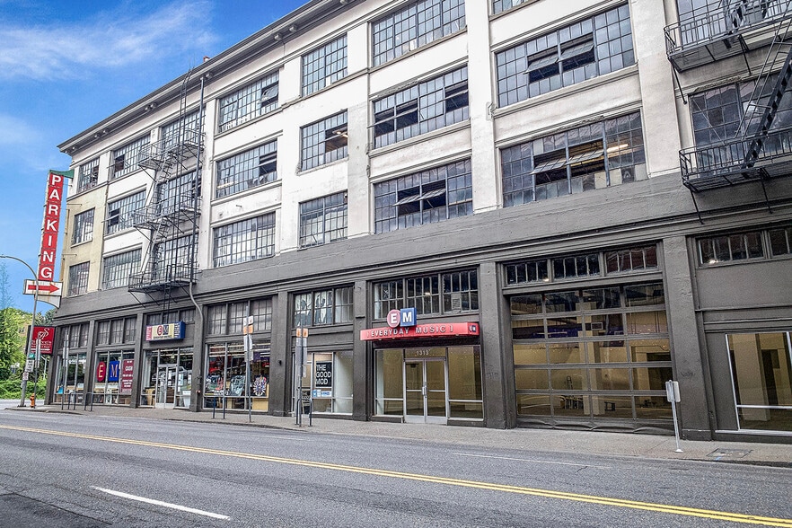 1313 W Burnside St, Portland, OR for lease - Building Photo - Image 2 of 6