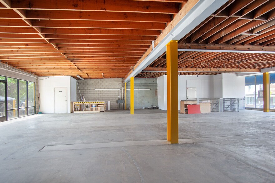 1428 N Highland Ave, Los Angeles, CA à louer - Photo du bâtiment - Image 3 de 11