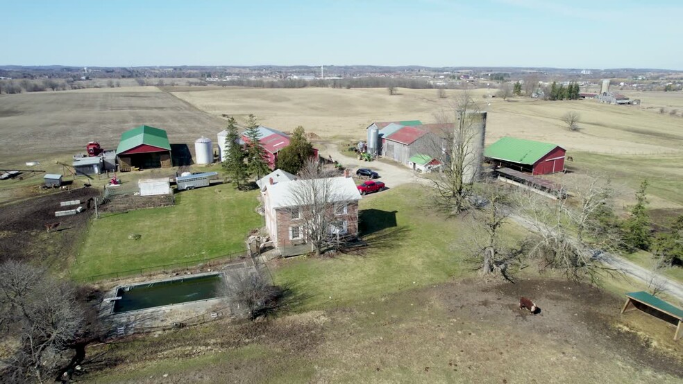 17130 8th Concession Rd, Schomberg, ON à vendre - Vid o a rienne - Image 1 de 25