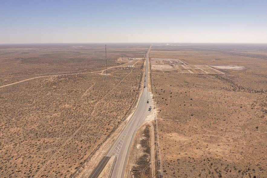 Prime Intersection I-20 W & FM 1053, Penwell, TX for sale - Building Photo - Image 1 of 61