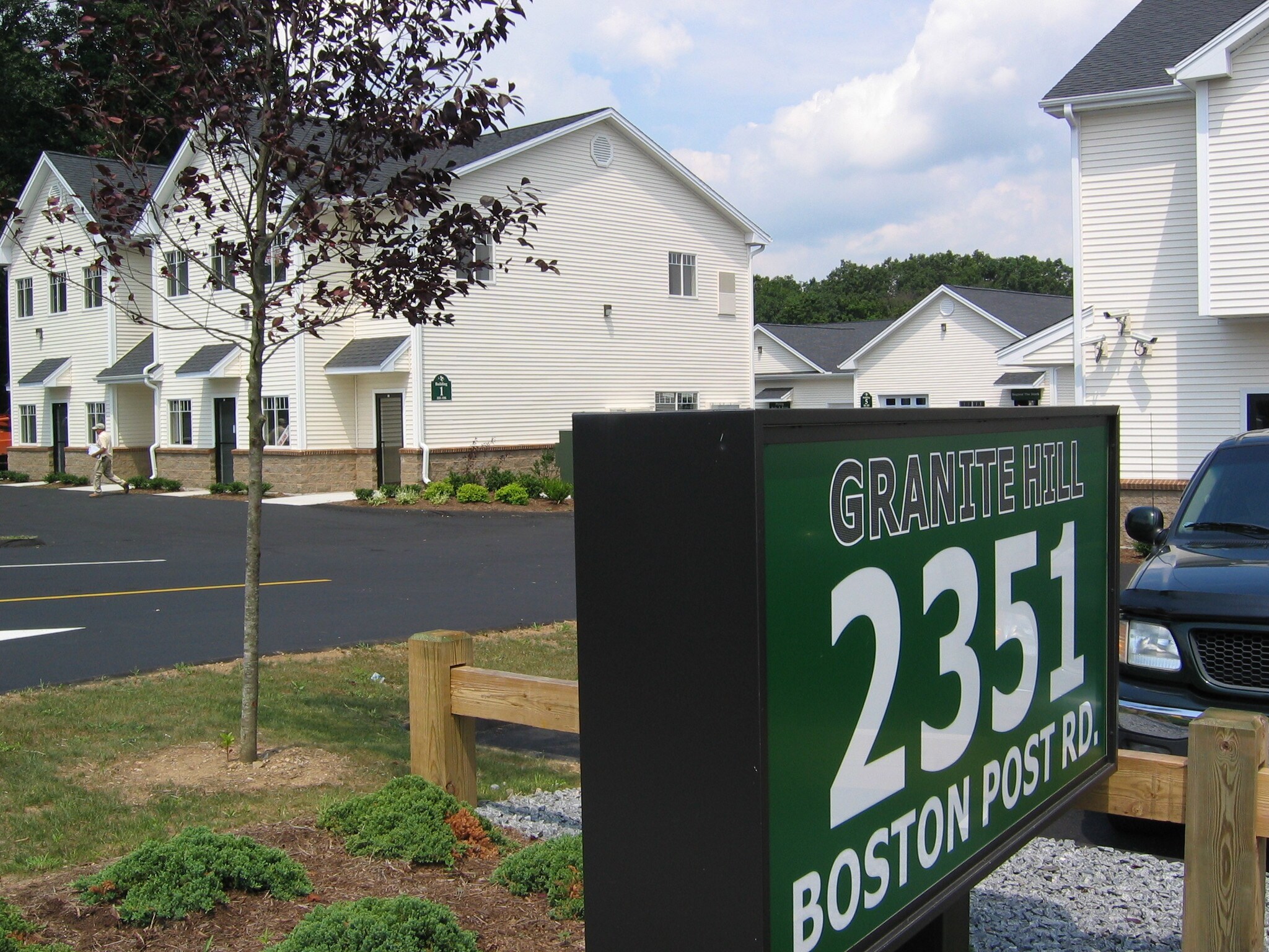2351 Boston Post Rd, Guilford, CT à louer Photo du bâtiment- Image 1 de 8