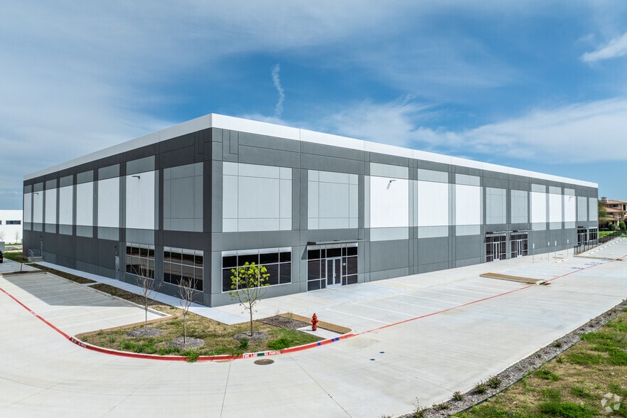 4310 N Belt Line Rd, Irving, TX for lease - Building Photo - Image 3 of 13