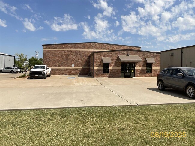 More details for 420 NE 145th Pl, Edmond, OK - Flex for Lease