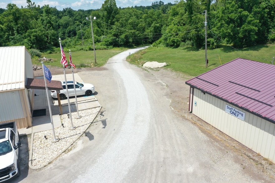 797 Cool Spring Rd, Mingo Junction, OH for lease - Building Photo - Image 3 of 32