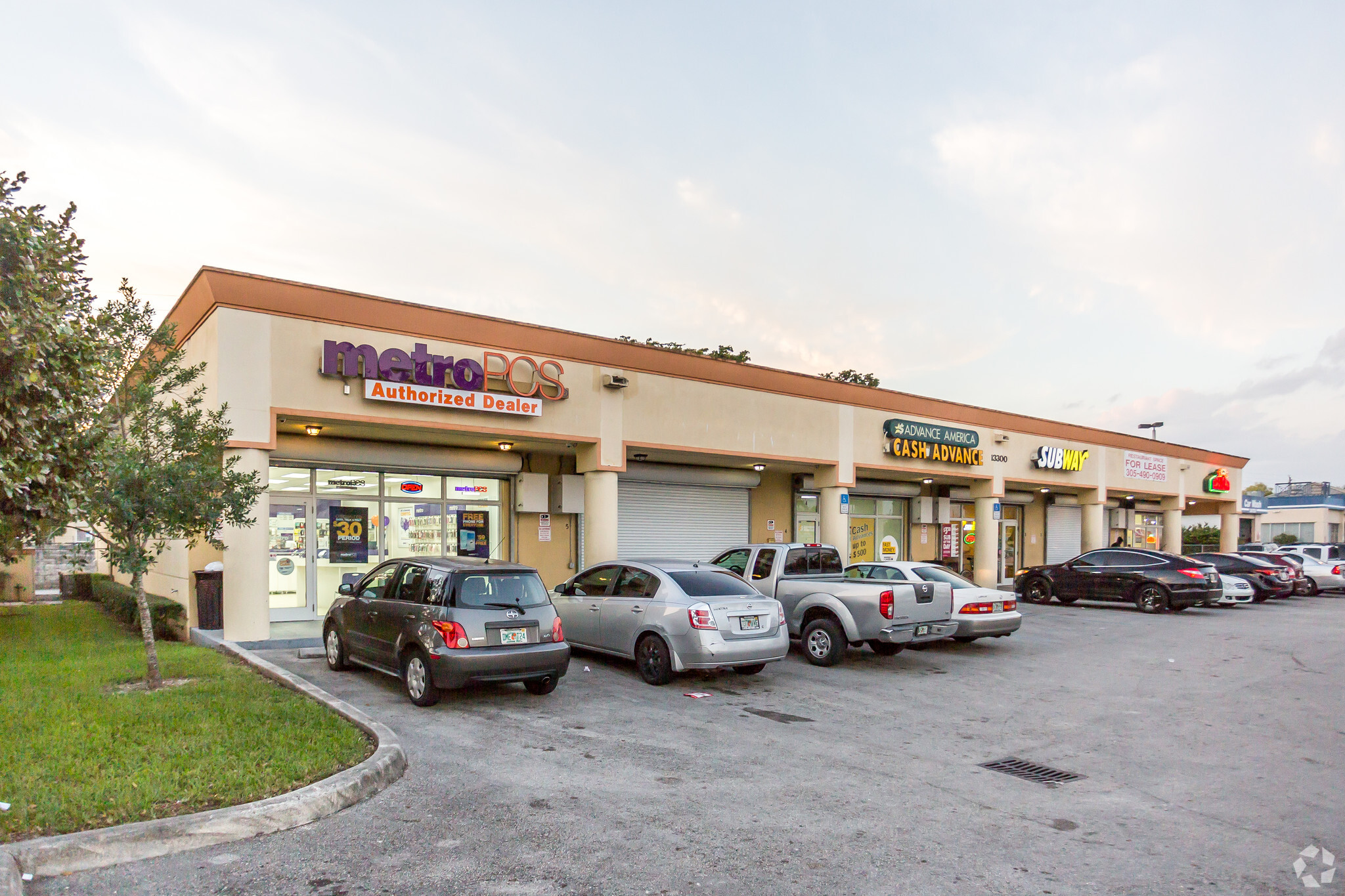 13300 NW 27th Ave, Opa Locka, FL for lease Primary Photo- Image 1 of 2