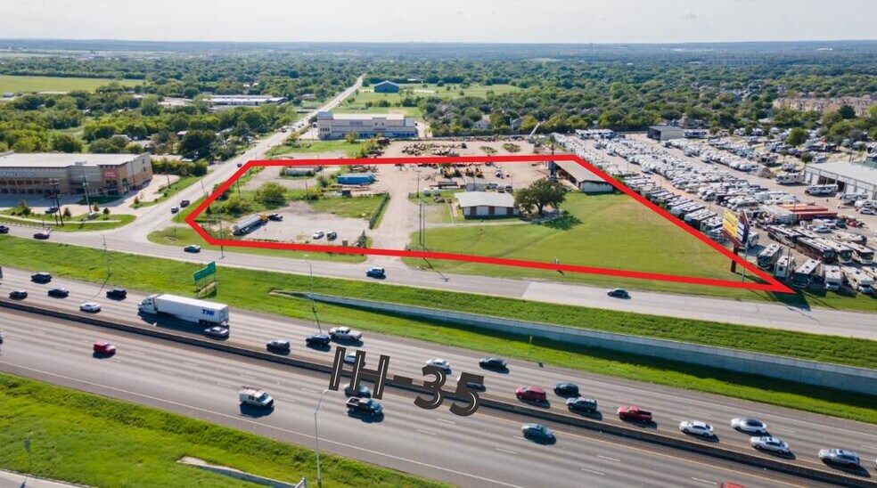 15800 Interstate 35, Buda, TX à vendre - Photo du bâtiment - Image 2 de 7