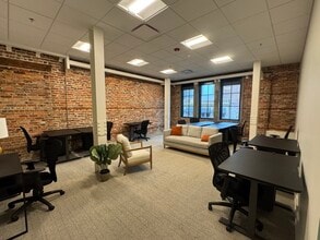 226 N Front St, Wilmington, NC for lease Interior Photo- Image 2 of 3