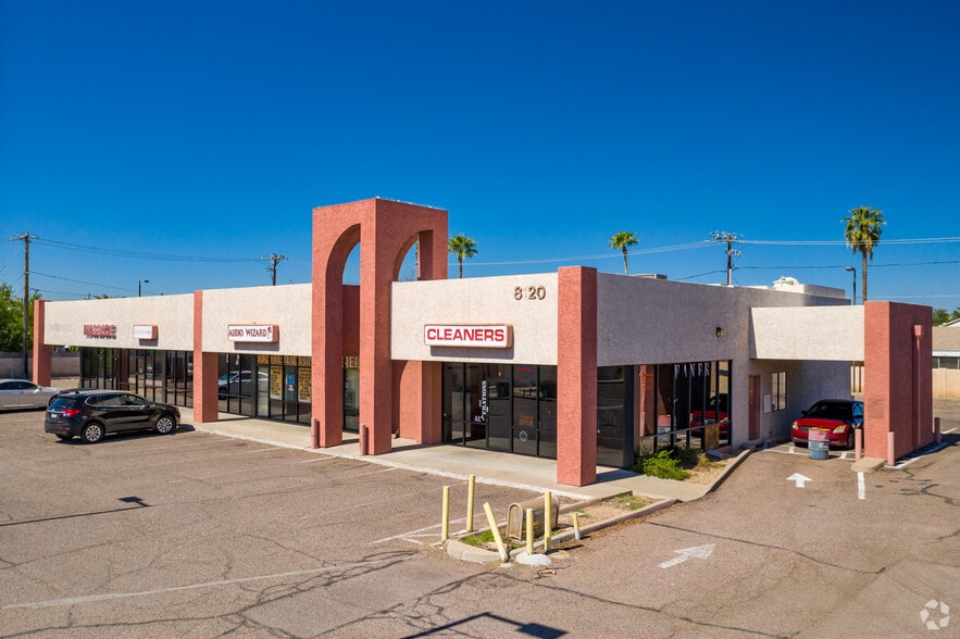8120 E McDowell Rd, Scottsdale, AZ à louer - Photo principale - Image 1 de 3