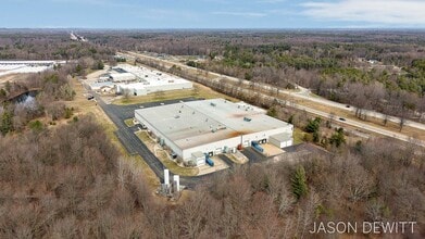 15999 Winans St, Grand Haven, MI for lease Interior Photo- Image 2 of 36