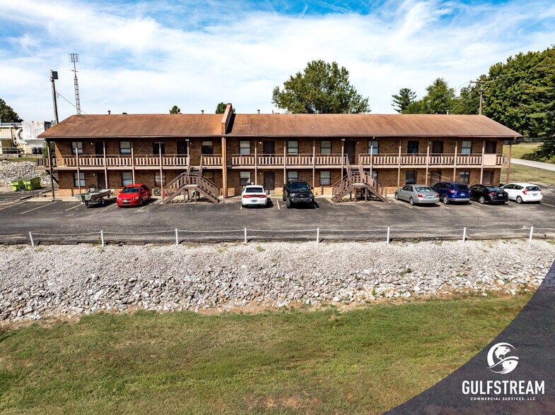 5704 Old Highway 54, Philpot, KY à vendre - Photo du bâtiment - Image 2 de 17