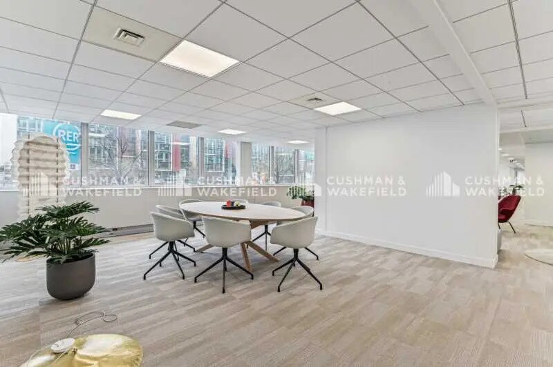 6 Esplanade Charles De Gaulle, Nanterre à louer - Photo intérieure - Image 2 de 32