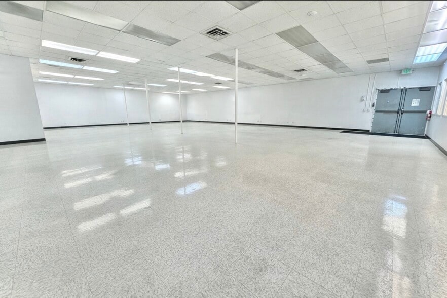 795 San Antonio Rd, Palo Alto, CA for lease - Building Photo - Image 2 of 9