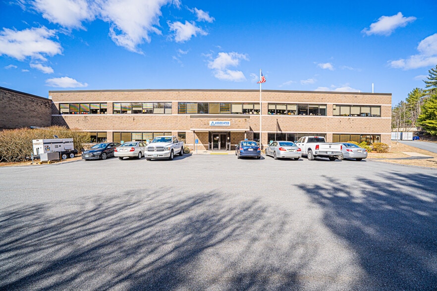 8 Post Office Sq, Acton, MA for lease - Building Photo - Image 1 of 7