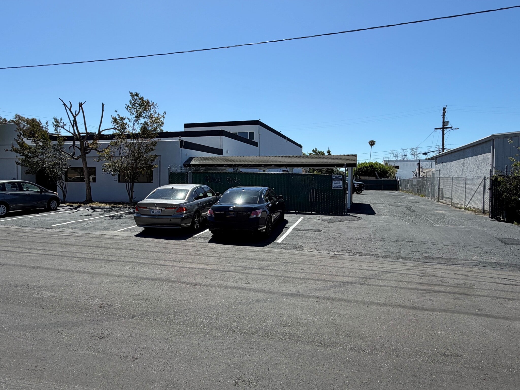 529 W 4th Ave, Escondido, CA for lease Building Photo- Image 1 of 7
