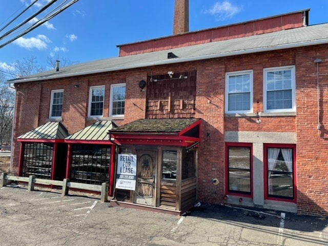 2 Wilton Ave, Norwalk, CT for lease Primary Photo- Image 1 of 19