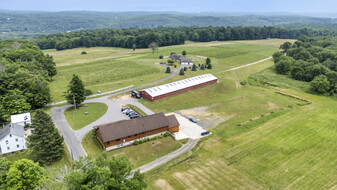 Connecticut Winery + Residence, 137 acres - Vignoble