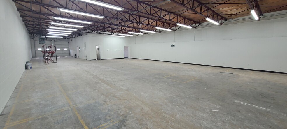 9822 Monroe Dr, Dallas, TX à vendre - Photo du bâtiment - Image 2 de 16