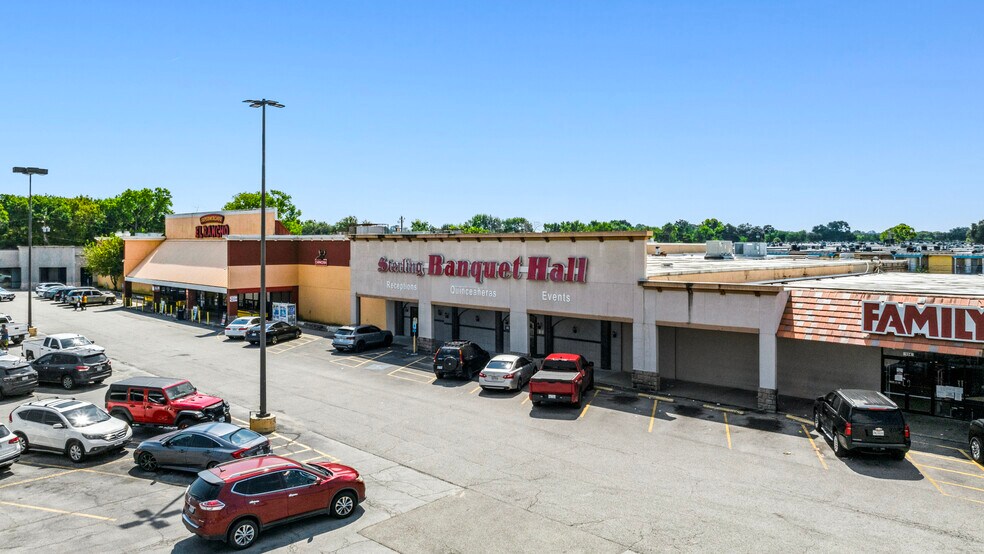 114-154 Fairmont Pky, Pasadena, TX à vendre - Photo du bâtiment - Image 3 de 13