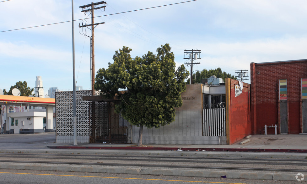 1319 E Washington Blvd, Los Angeles, CA for lease - Building Photo - Image 3 of 6