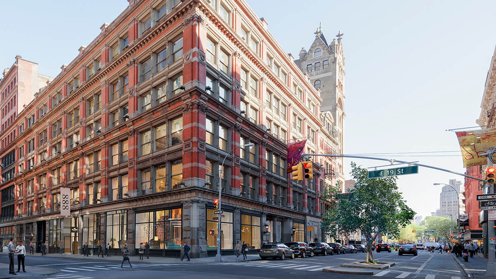 888 Broadway, New York, NY for lease - Building Photo - Image 1 of 1