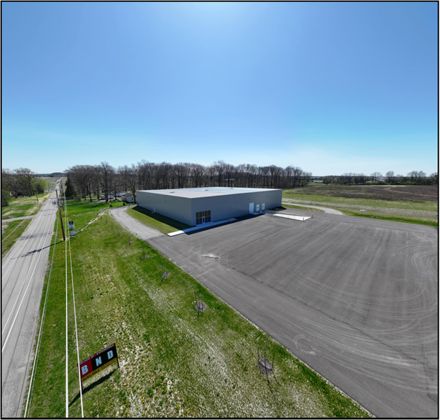 1035 Rogers Drive, Columbia City, IN à louer - Photo du bâtiment - Image 2 de 7