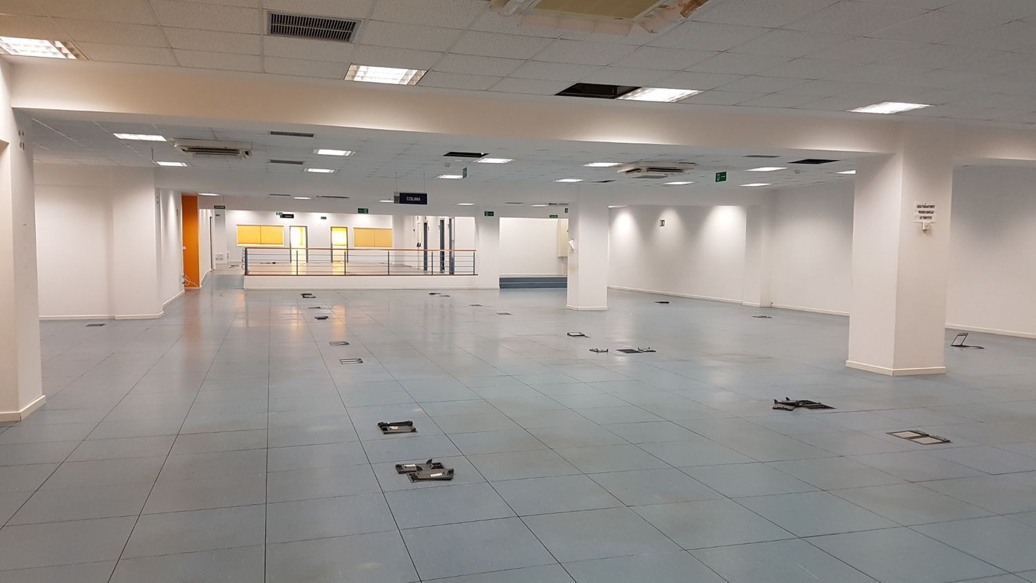 Office in SEVILLA for lease Building Photo- Image 1 of 12