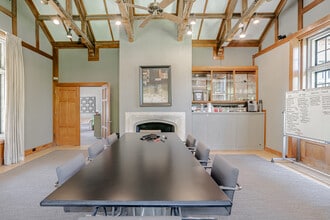 1668 Government St, Mobile, AL for lease Interior Photo- Image 2 of 9