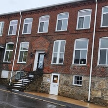 100 Lawton St, Torrington, CT à louer Photo intérieure- Image 1 de 2