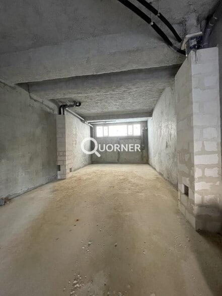 Retail in Mantes La Jolie for lease - Building Photo - Image 3 of 6