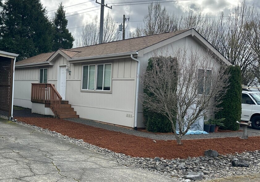 13163 SE Highway 212, Clackamas, OR à vendre - Photo du bâtiment - Image 3 de 7