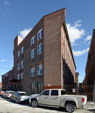 Plus de détails pour 50 Agnes St, Providence, RI - Local d'activités à louer