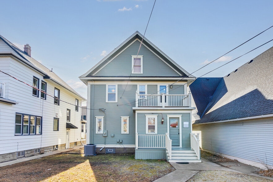 889 Grand Ave, Saint Paul, MN for lease - Building Photo - Image 2 of 23