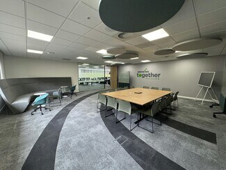 Plus de détails pour 3 Dove Wynd, Bellshill - Bureau à louer