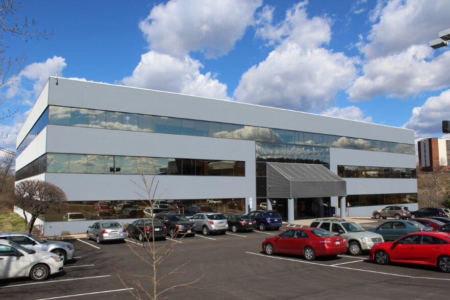 5315 Campbells Run Rd, Pittsburgh, PA for lease - Building Photo - Image 1 of 10