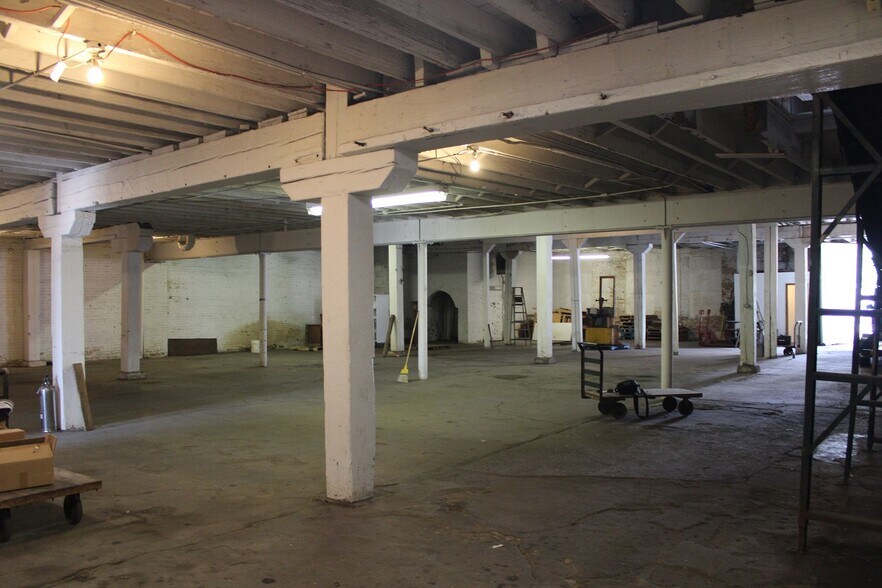 5138 W 16th St, Cicero, IL à vendre - Photo intérieure - Image 3 de 5