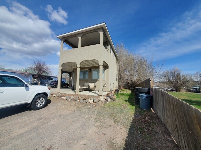 285 N Grand Mesa Dr, Cedaredge, CO for sale - Building Photo - Image 2 of 27