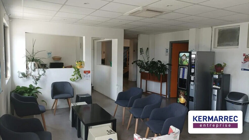 Bureau dans Saint-Herblain à vendre - Photo du bâtiment - Image 2 de 8