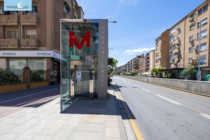 Calle Abderrahmán, 11, Granada, Granada à vendre - Photo du bâtiment - Image 3 de 32