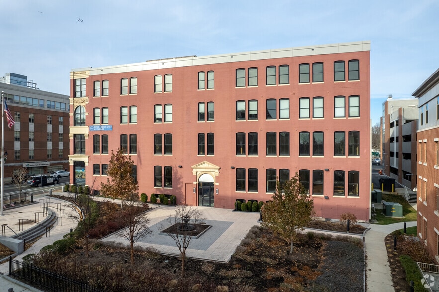 60 Main St, Brockton, MA for lease - Building Photo - Image 3 of 4