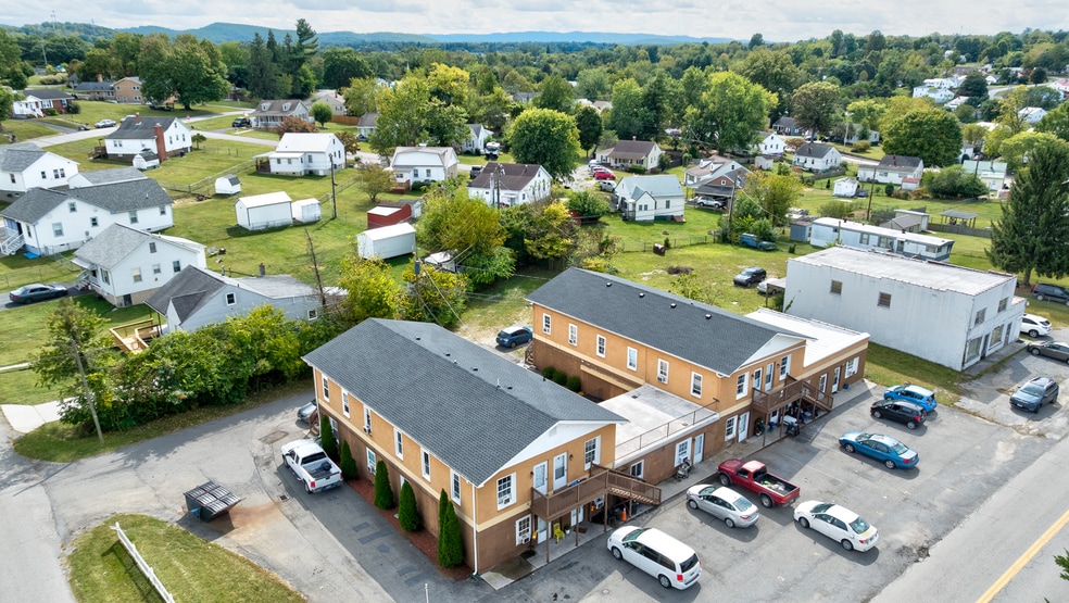 7576 Old Peppers Ferry Loop, Fairlawn, VA for sale - Building Photo - Image 2 of 3